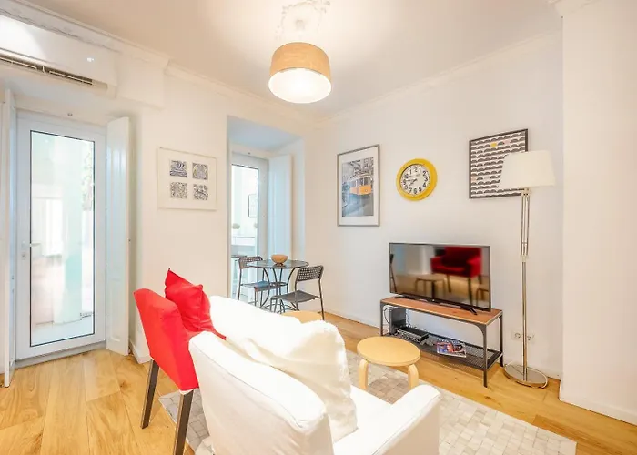 Guestready - Glorious Near Miradouro Da Graca