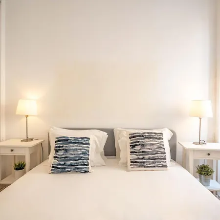Guestready - Glorious Near Miradouro Da Graca Апартаменты *