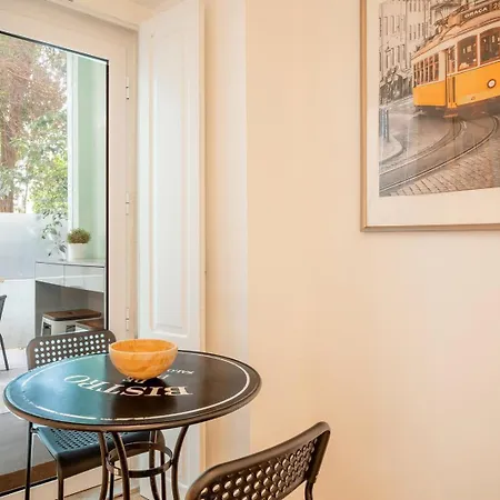 Guestready - Glorious Near Miradouro Da Graca Apartamento