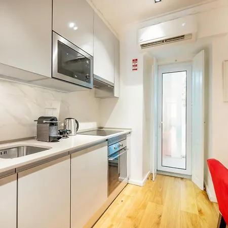 Guestready - Glorious Near Miradouro Da Graca Appartement
